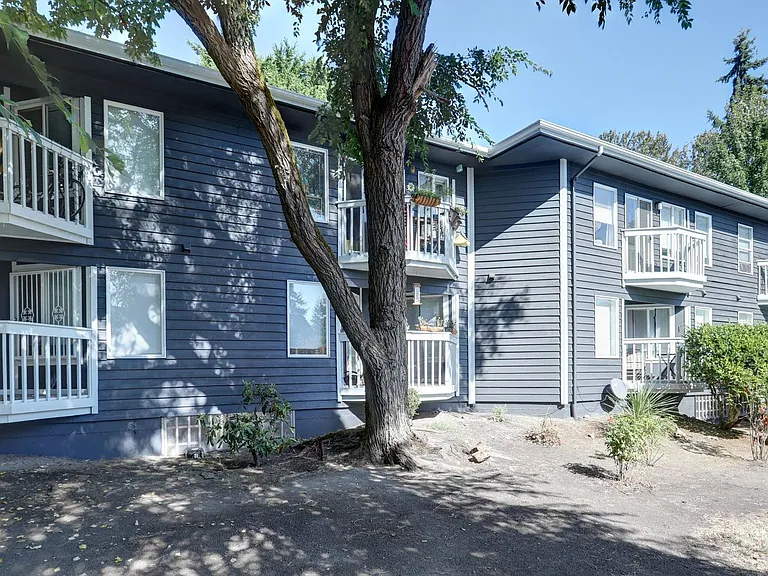 BG40-14 — Photo 5