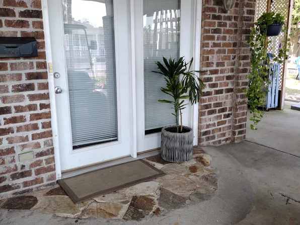 449 Oceanside Dr #A, Myrtle Beach, SC 29575