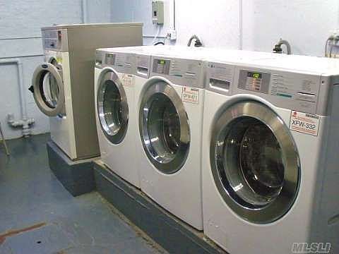 4th image of 10530 66th Ave APT 5F