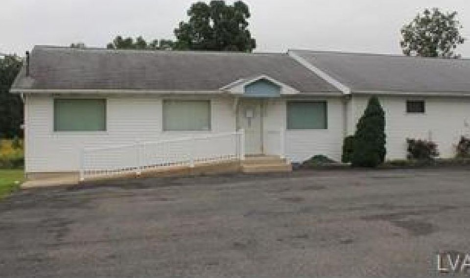 2nd image of 7001-7037 Flint Hill Rd