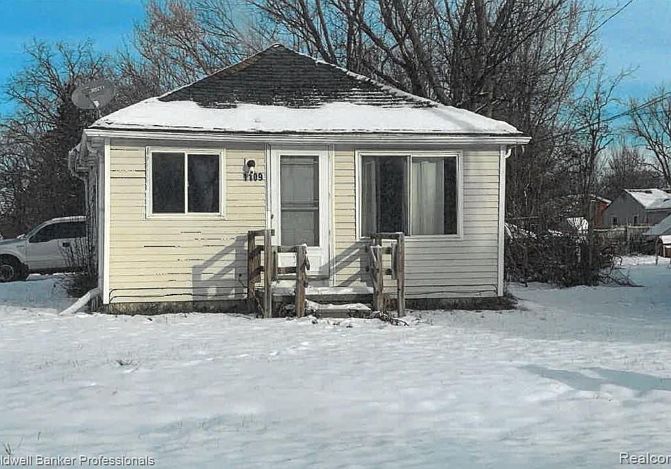 1st image of 1109 Terry Ave