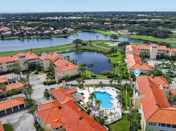 5060 Harmony Cir APT 208, Vero Beach, FL 32967