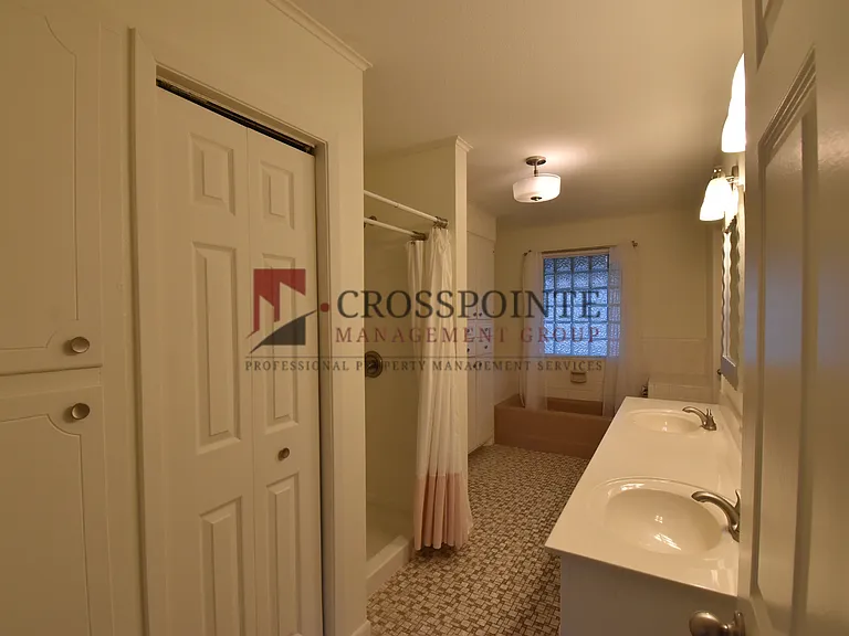 16640 Quiet Bay Dr — Photo 18