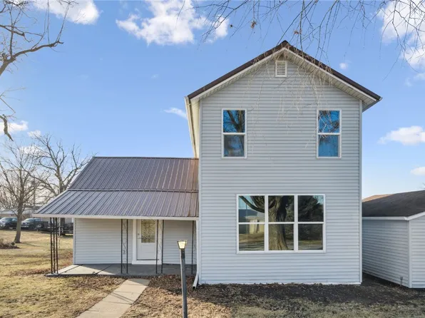809 Jefferson Ave, Lowden, IA 52255