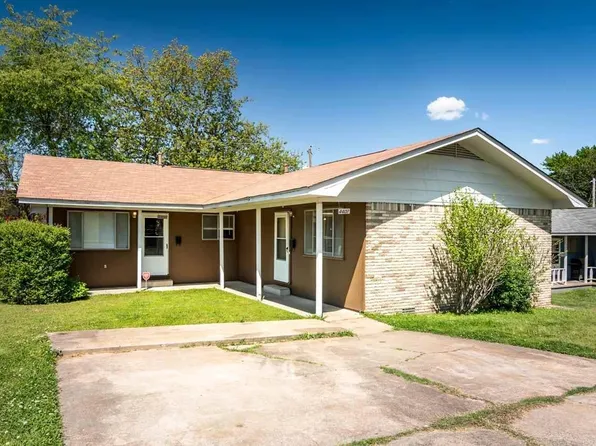 4405 & 4407 Lynn Ln, North Little Rock, AR 72118