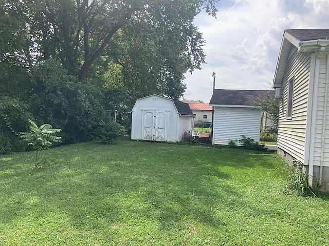 124 Twin Oak Dr — Photo 16