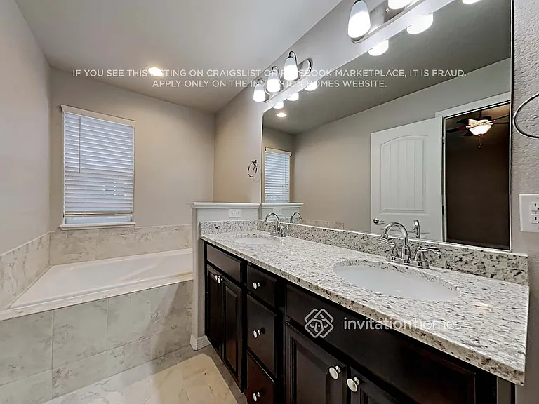 10864 Nolin Dr — Photo 17