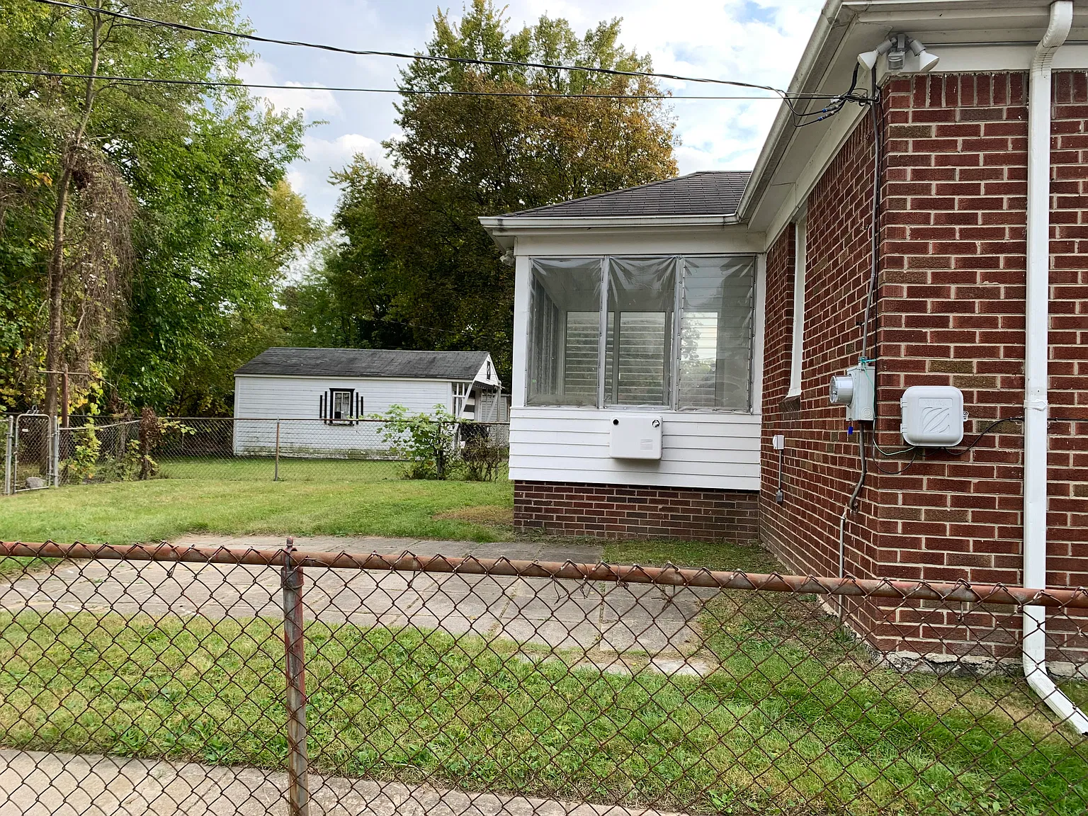 3 bed, 1075 sqft, $1,395 — Photo 3
