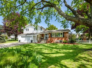 3461 W Valley View Dr, Saint Joseph, MI 49085