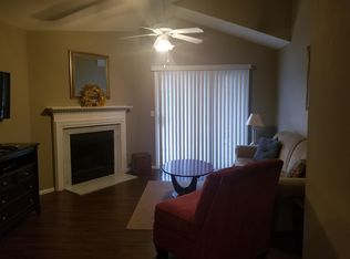 916 Bishops Gate Ln APT E, Saint Louis, MO 63122