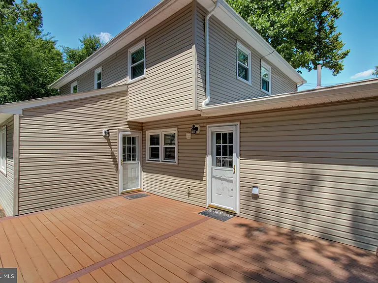 11 Whitemarsh Dr — Photo 8