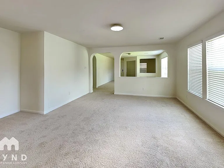 4103 Oakview Creek Ln — Photo 8