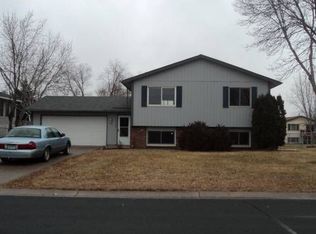 10594 Maple Valley Dr N, Maple Grove, MN 55369