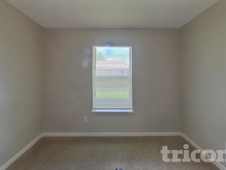 6830 Shoreline Ln — Photo 12