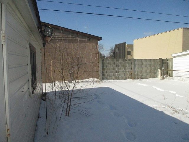1st image of 28611 Victor St