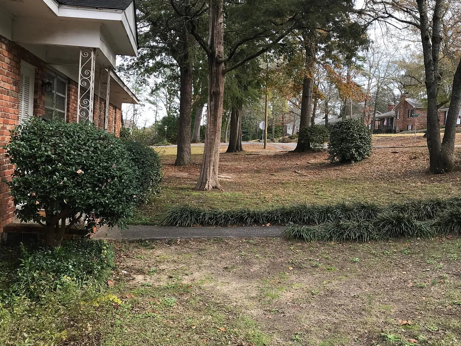 2 bed, 930 sqft, $1,400 — Photo 3