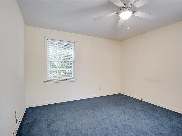552 Whitehead Dr — Photo 15