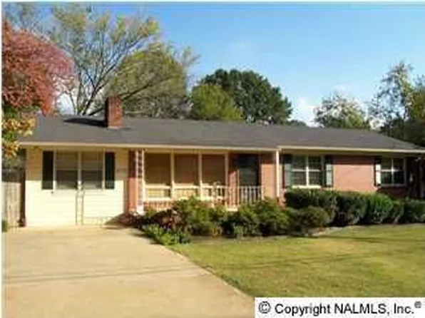 3713 Hopwood Ave, Guntersville, AL 35976