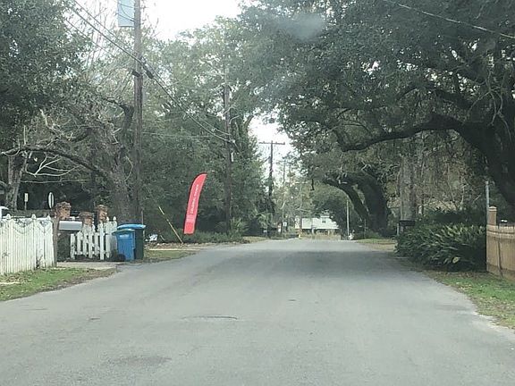4th image of 1807 Parsley Ave