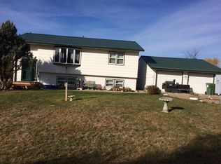 129 Grouse Rd, Pierre, SD 57501