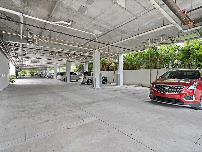 2010 SW 25th Ter #305 — Photo 12