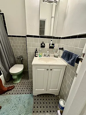 Rented by SP Brokerage Inc | media 6