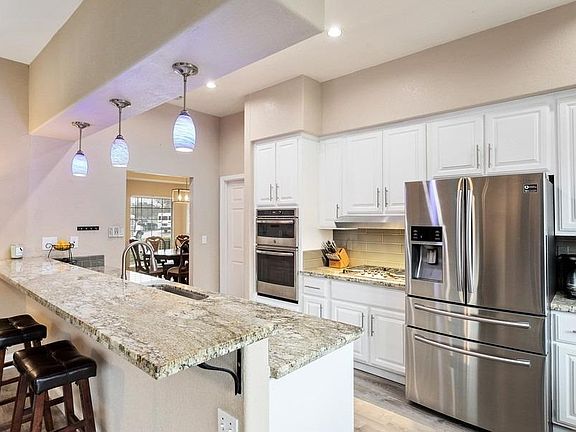 5th image of 7708 Glen Tree Dr