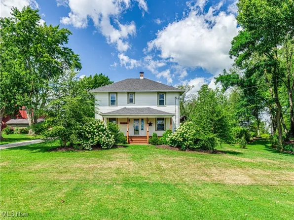 6445 Oakhill Ave NE, Alliance, OH 44601