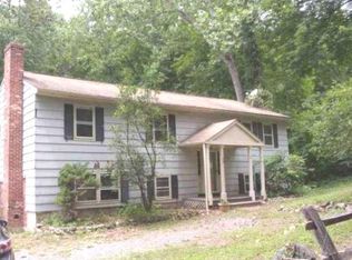 44 Sleepy Hollow Rd, Southbury, CT 06488