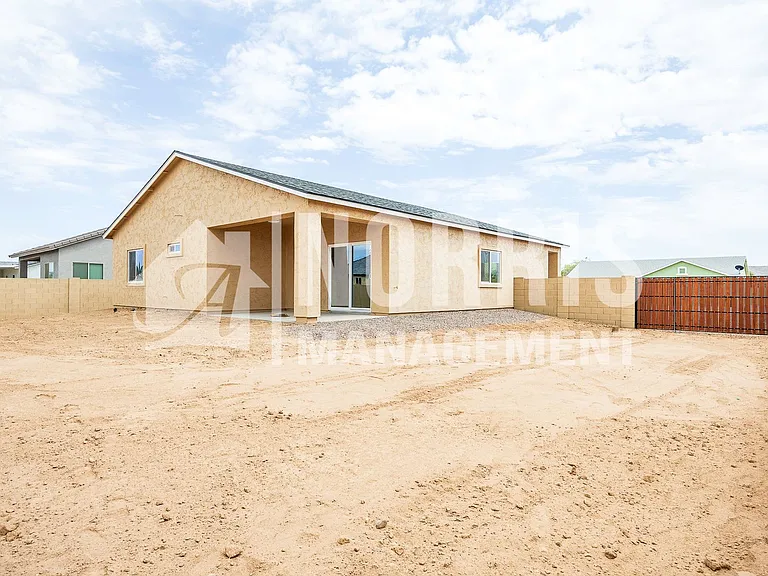 12532 W Delwood Dr — Photo 34