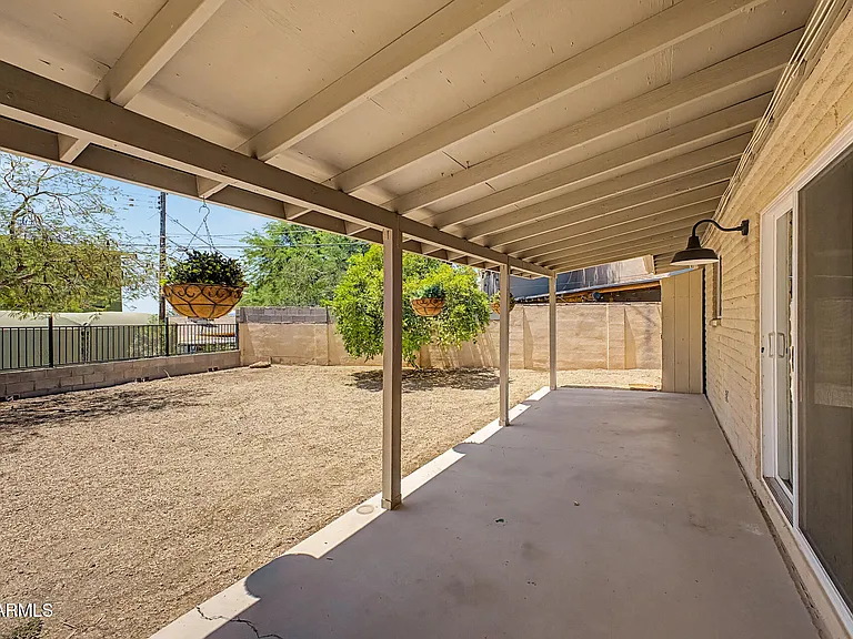 29 E Foothill Dr — Photo 25