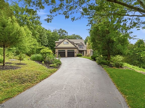 4th image of 13 Old Swartswood Rd