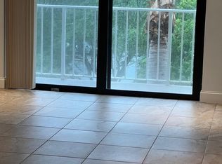 9301 SW 92nd Ave APT 409-B, Miami, FL 33176