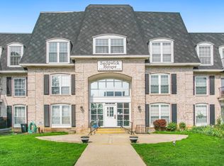 820 Lincolnway W APT 311, Mishawaka, IN 46544