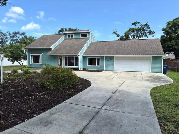 7606 15TH AVENUE NW, BRADENTON, FL 34209