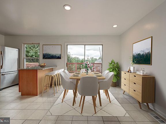 3rd image of 3422 Orange Grove Ct