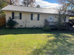 303 Young St, Perryville, AR 72126