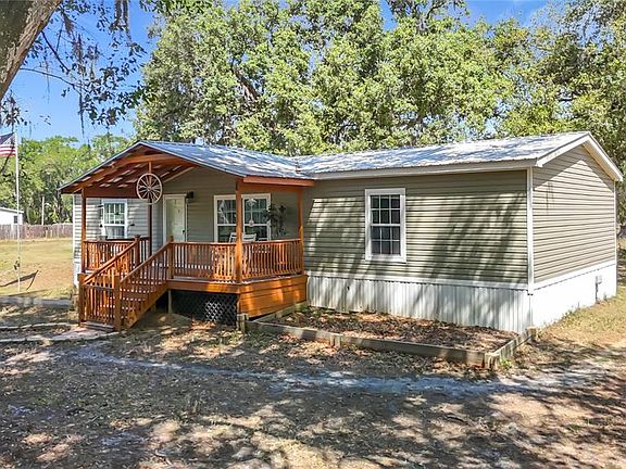 3rd image of 40949 Jerry Rd
