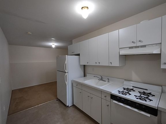 3rd image of 40 Princeton Ave #B