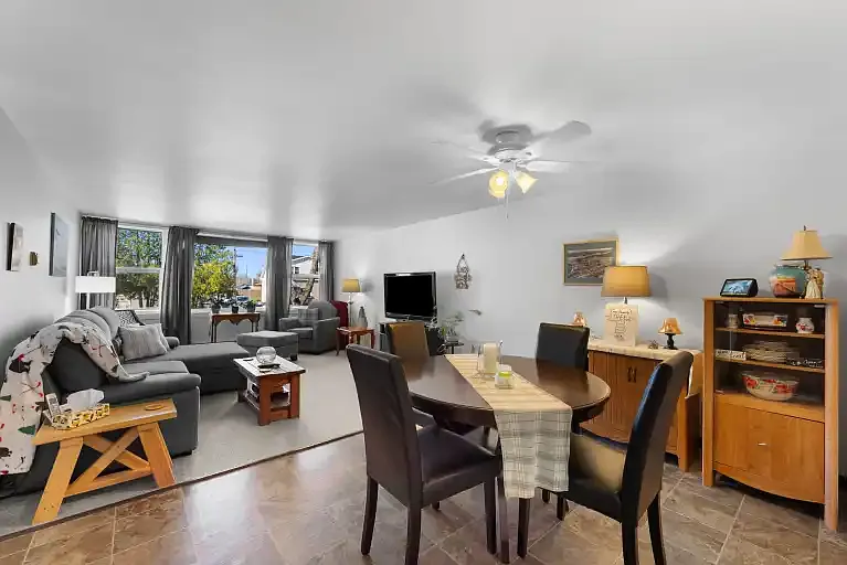1 bed, 1.0 bath, 600 sqft, $1,300 — Photo 4