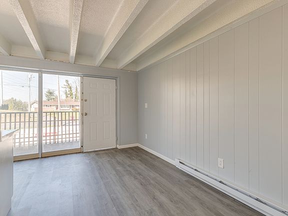 5th image of 2805 W Walnut St #22