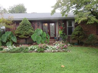 186 Cypress Rd, Versailles, KY 40383