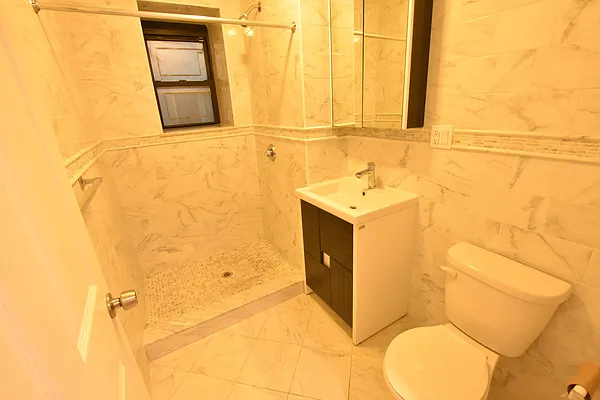 Rented by Clove Realty LLC | media 22