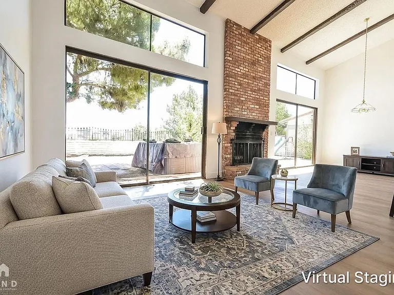 2413 Plaza Del Grande — Photo 2