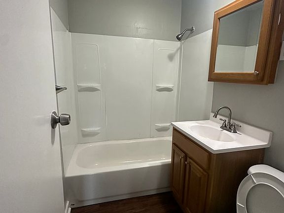 5th image of 101-111 Blackmore St #109