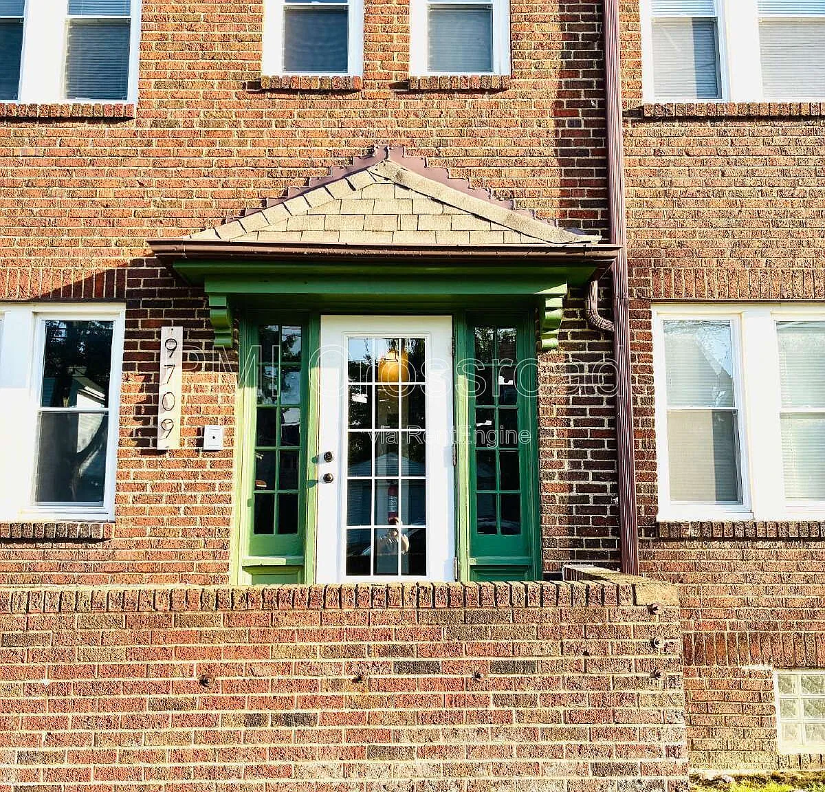 2 bed, 1.0 bath, 560 sqft, $1,125 — Photo 1