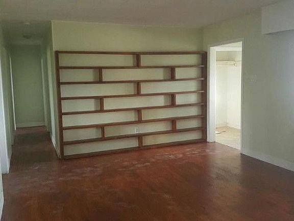 5th image of 308 Harewood Rd