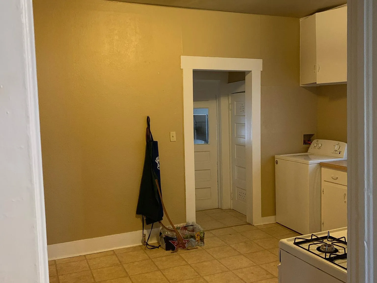 902 Monnett Ave — Photo 4