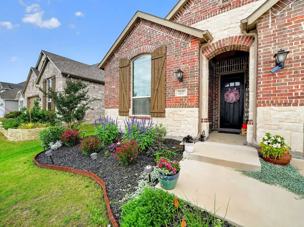 2127 Mossbrook Dr, Royse City, TX 75189