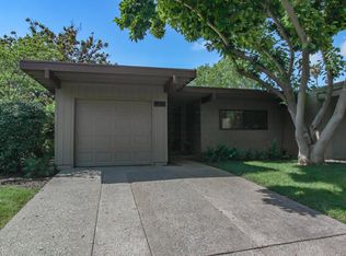 1 Bobber Ct, Sacramento, CA 95833